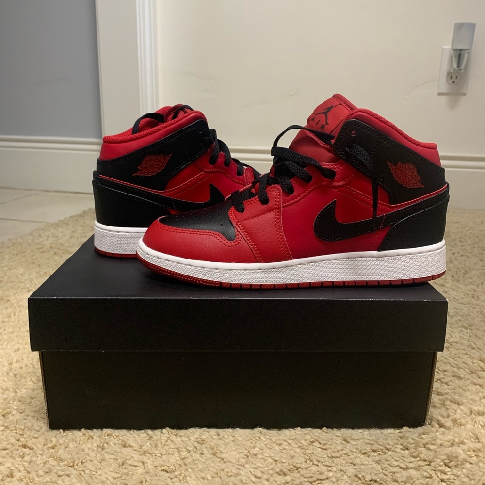 Jordan 1 - Picture 4 of 4